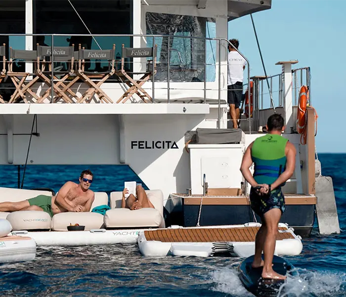 yachtbeach_foil_ramp_porto_cervo_luxury_sport_costa_smeralda_school_rent_sale_4