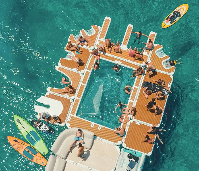 yachtbeach_luxury_pool_4.1_x_4.1_x_0.2m_droptitch_set_porto_cervo_luxury_sport_costa_smeralda_school_rent_sale_6