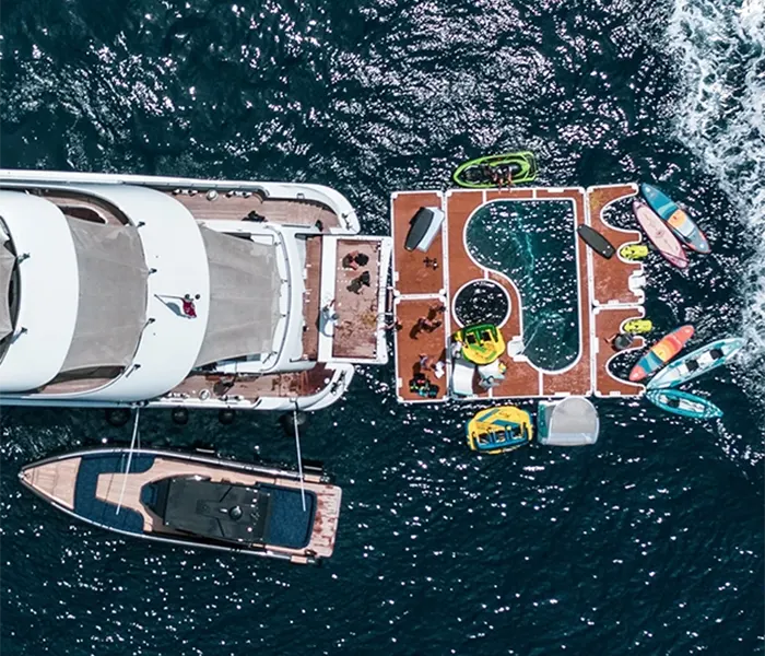 yachtbeach_toy_dock_8.20_dropstitch_820_x_2.05_x_20_cm_porto_cervo_luxury_sport_costa_smeralda_school_rent_sale_4